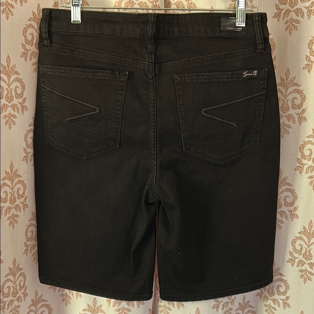 Seven7 Black Denim Shorts 12 - Picture 3 of 8